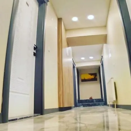 Hotel Lion Boutique *