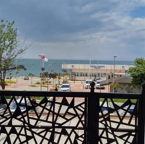 Hotel Lion Boutique *